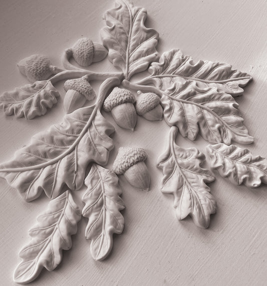 Oak Leaves & Acorns IOD Mould